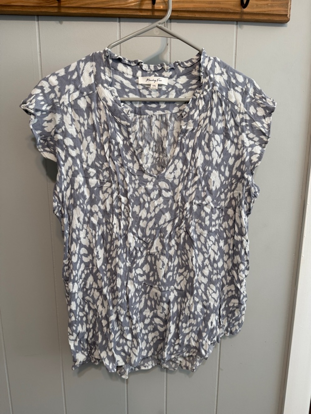 Madewell Gray & White Printed Cap-Sleeve Blouse